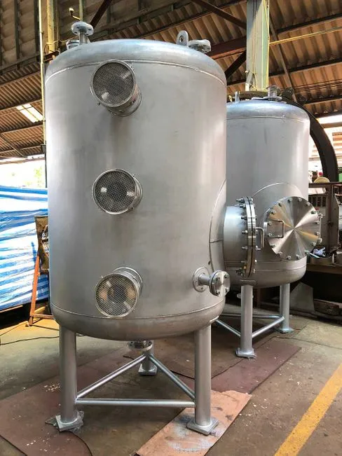 Stainless steel process vessels in a pharmaceutical facility